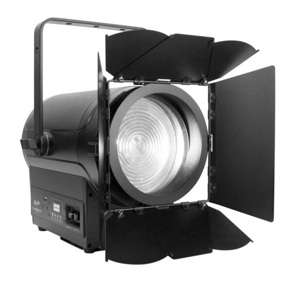 Elation KL Fresnel 8 CW, LED-Theaterscheinwerfer, 350 Watt LED, 5600K kaltweiss, 11-56 Grad Zoombereich, flimmerfrei, inkl. Torblende