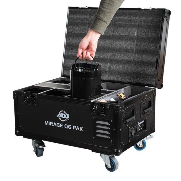 ADJ Mirage Q6 Pak black, 6x akkubetriebene LED-Scheinwerfer, schwarz, je 4x 10 Watt RGBA-LED, IP65, inkl. Case