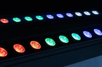 Showtec Sonus Bar 4, RGBW-Indoor Lightbar, 12x 2 Watt