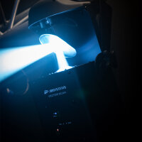 JB Systems Vector Scan, 100 Watt LED, mot. Fokus, Prisma, 7 rot. Gobos + offen, 8 Farben + offen